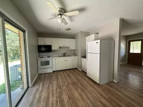 12 Van Mar Dr, Toccoa, GA 30577 photo 3