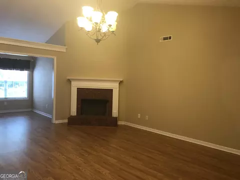 65 Crossfire Dr, Covington, GA 30014 photo 4