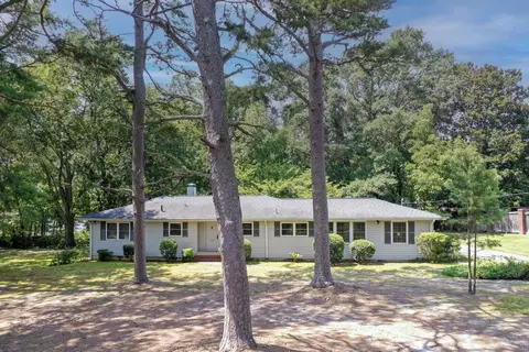 228 Longview Ave NW, Gainesville, GA 30501