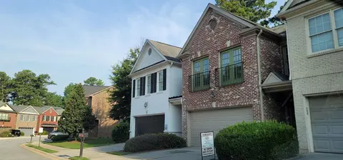 1653 Oakbrook Lake Dr, Norcross, GA 30093