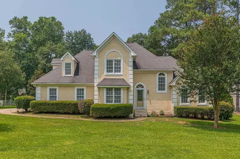 570 N Oakland Cir, Mcdonough, GA 30253