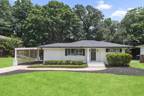 3665 SE Alpine Dr, Smyrna, GA 30082