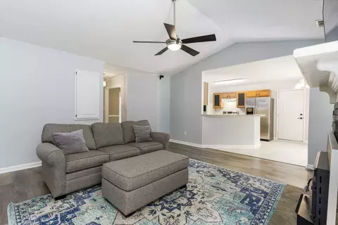 414 Hampton Green Dr, Lagrange, GA 30240 photo 7