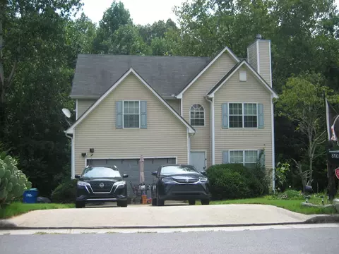 6793 Merrywood Dr, Fairburn, GA 30213