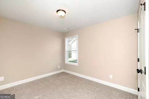 133 Red Tail Cir, Byron, GA 31008 photo 9