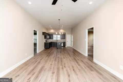 133 Red Tail Cir, Byron, GA 31008 photo 6