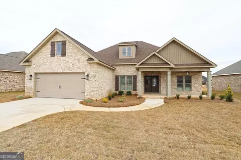 109 Woodwinds Ct, Kathleen, GA 31047