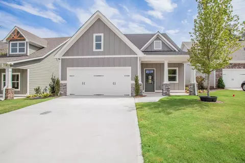 406 Maple View Dr, Carrollton, GA 30117