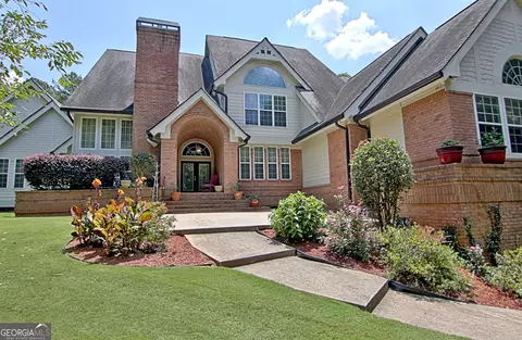 6588 White Mill Rd, Fairburn, GA 30213