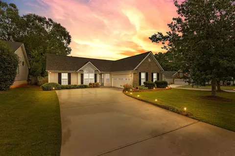 66 Crimson Way, Newnan, GA 30265