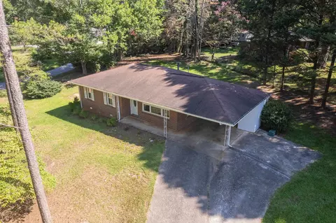 157 Hickory Cir, Toccoa, GA 30577