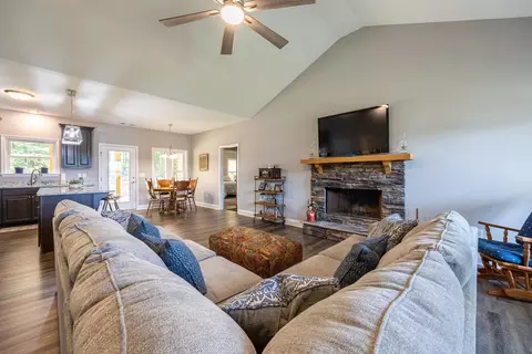 357 Reggie Ingram Rd, Commerce, GA 30530 photo 5