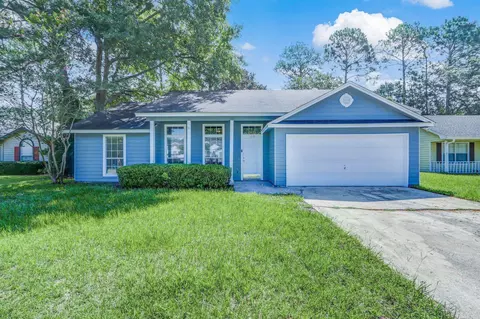 310 Mcqueen Cir, Saint Marys, GA 31558