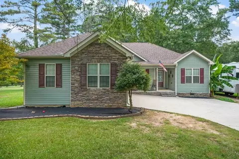 122 Evergreen S, Barnesville, GA 30204