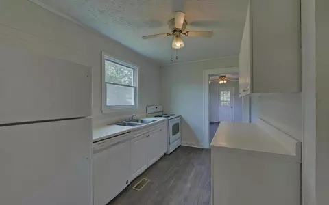 86 Glendale St, Toccoa, GA 30577 photo 11