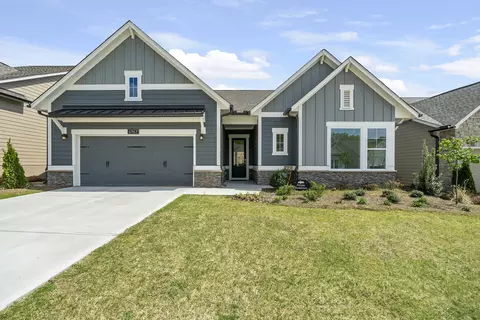 6963 Scenic Overlook Trce, Flowery Branch, GA 30542