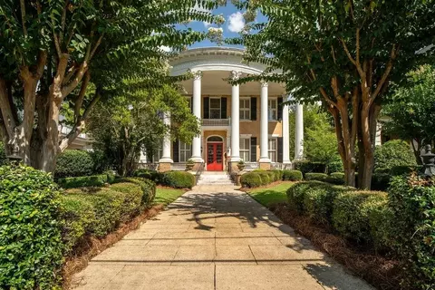 340 College St, Macon, GA 31201