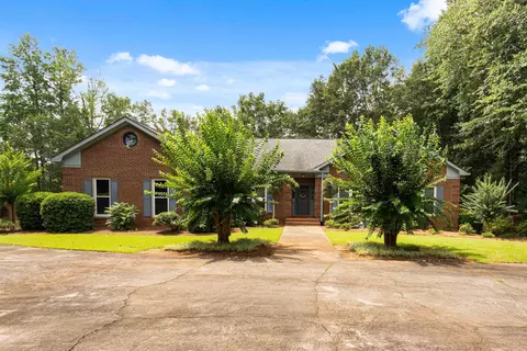 140 Allie Dr, Mcdonough, GA 30252