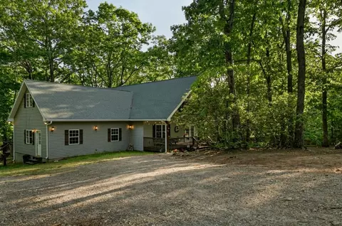 150 Chieftan Trl, Clarkesville, GA 30523 photo 4