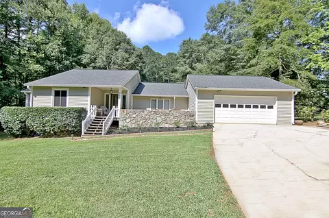 956 Minix Rd, Sharpsburg, GA 30277