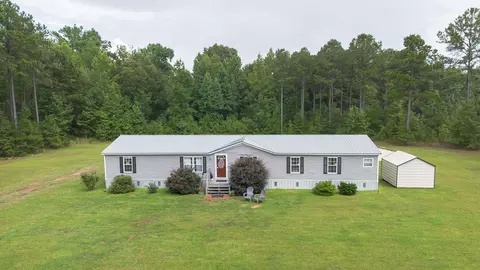 221 Antioch Church Rd, Eastman, GA 31023