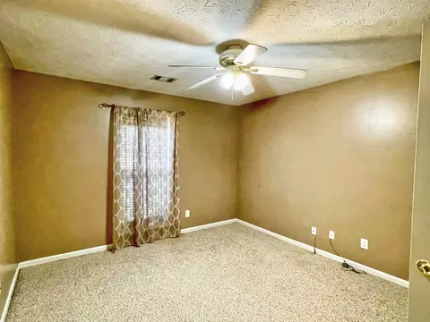 121 Cameron Pointe Dr, Lagrange, GA 30240 photo 17