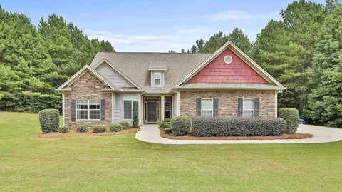 58 Musick Park Dr, Senoia, GA 30276
