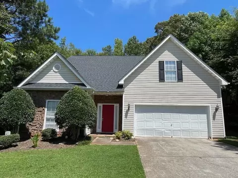 12274 Justin Ct, Fayetteville, GA 30215