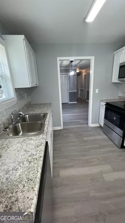 145 Auburn Ave, Lagrange, GA 30241 photo 9