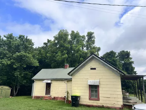 79 Mill St, Cave Spring, GA 30124 photo 2