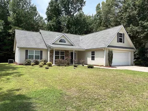 105 Falcon Way, Milledgeville, GA 31061