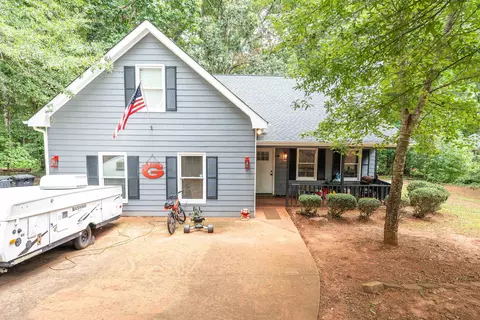 185 Willow Shoals Dr, Covington, GA 30016