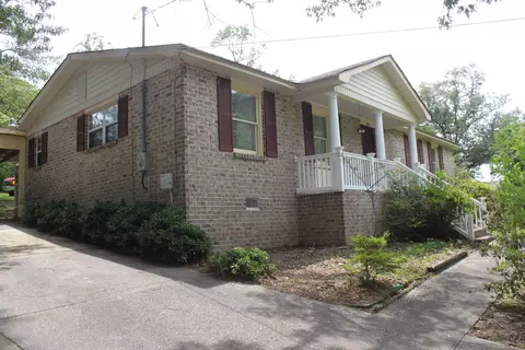 533 W 4th St, Manchester, GA 31816