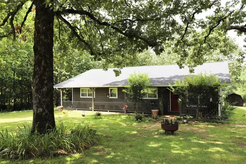 10665 Co Rd 103, Mentone, AL 35984