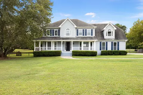 24 Hartfield Ln, Dallas, GA 30157