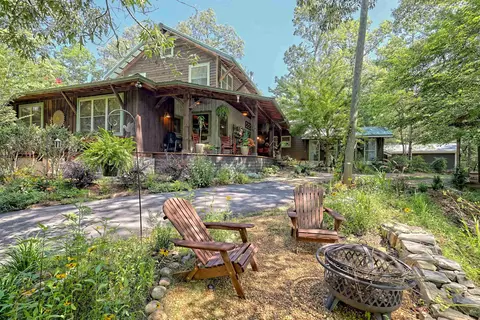 605 Kerby Rd, Tiger, GA 30576