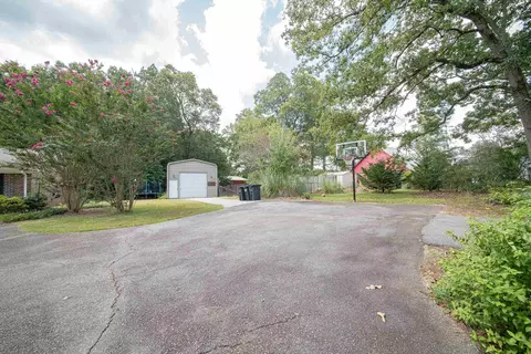 468 Skymeadow Dr, Pine Mountain, GA 31822