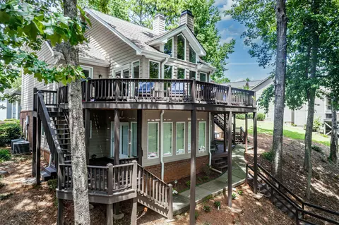 1652 Vintage Club Dr, Greensboro, GA 30642