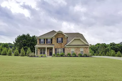 110 Holly Park Ln, Tyrone, GA 30290