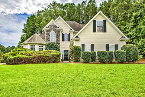 100 Ivy Ln, Senoia, GA 30276