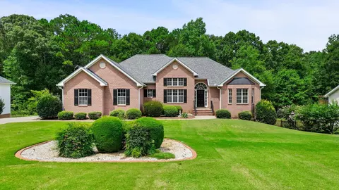 95 Masters Dr, Newnan, GA 30265