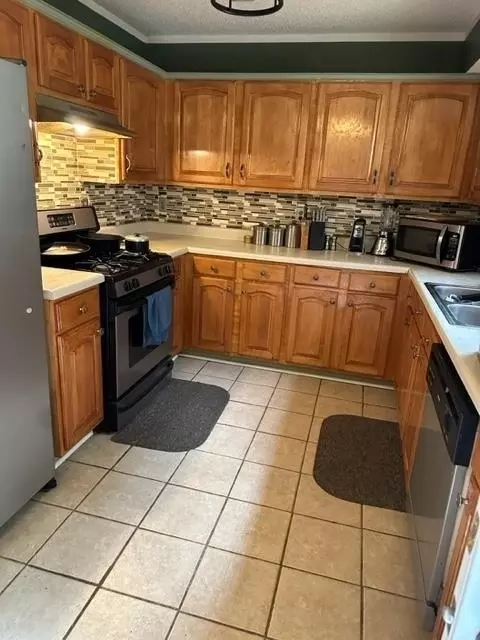 10867 Knotty Pine Pl, Hampton, GA 30228 photo 22