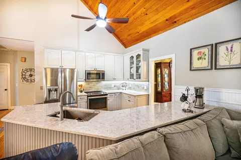 212 Deer Pointe Rd, Lagrange, GA 30240 photo 6