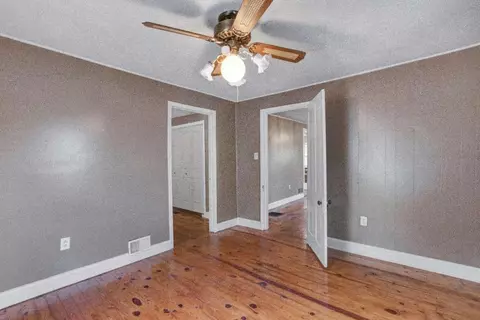 169 Hoyt St, Cornelia, GA 30531 photo 8