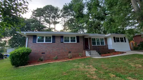 6269 Harbin Woods Dr, Morrow, GA 30260