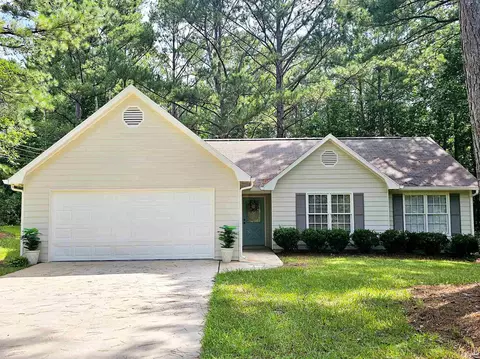 15 Vineyards Dr, Newnan, GA 30265