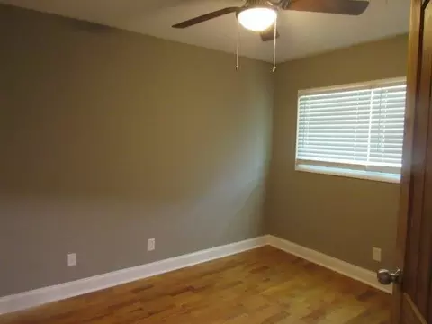 291 S Pond St, Toccoa, GA 30577 photo 13