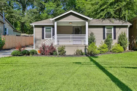 136 NW Burbank Dr, Atlanta, GA 30314