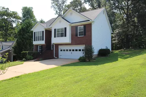 809 Lazy Ln, Winder, GA 30680 photo 2
