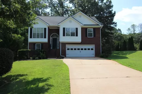809 Lazy Ln, Winder, GA 30680 photo 1